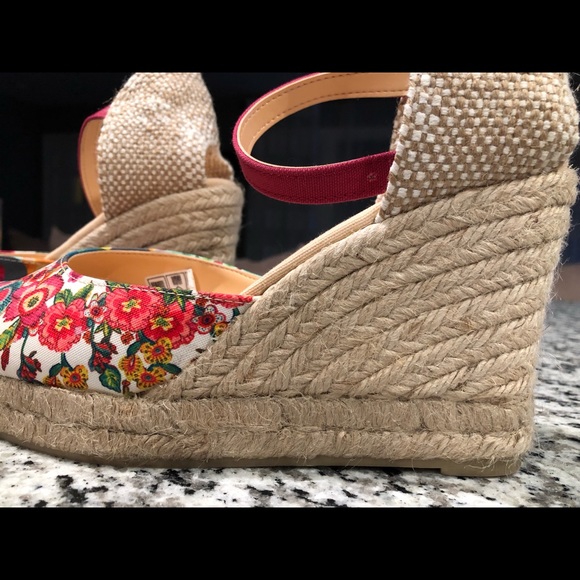 Floral Desigual Wedge Espadrilles 🌸 - Picture 5 of 8